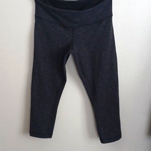 Lululemon High Times Gray Striped Cropped Leggings | 10